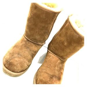 Used and super comfy Uggs 🤗🤗